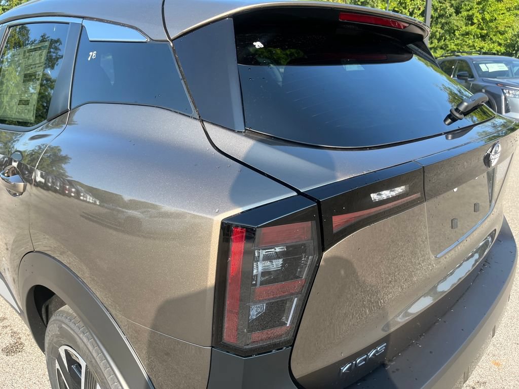 New 2027 Nissan Kicks SV w/ SV Premium Package AWD/4WD image 39