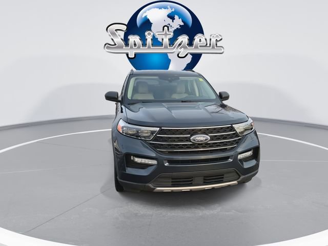 Used 2023 Ford Explorer XLT w/ Equipment Group 202A image 3