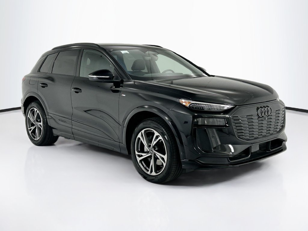 Used 2027 Audi Q6 e-tron Premium Plus AWD/4WD image 4