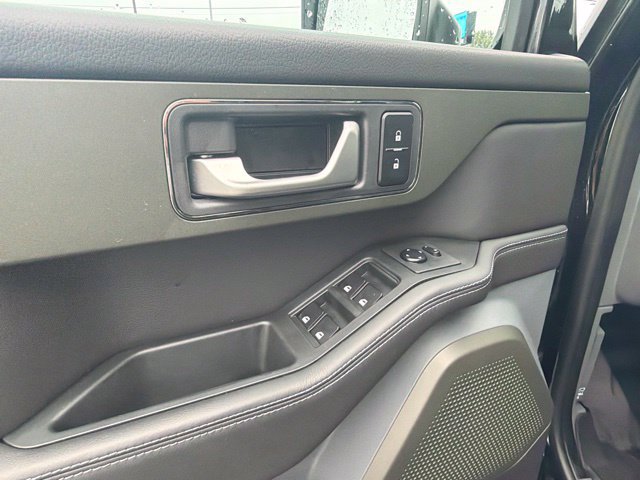 Used 2025 INEOS Grenadier Station Wagon AWD/4WD image 18