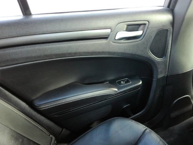 Used 2015 Chrysler 300 S AWD/4WD image 26