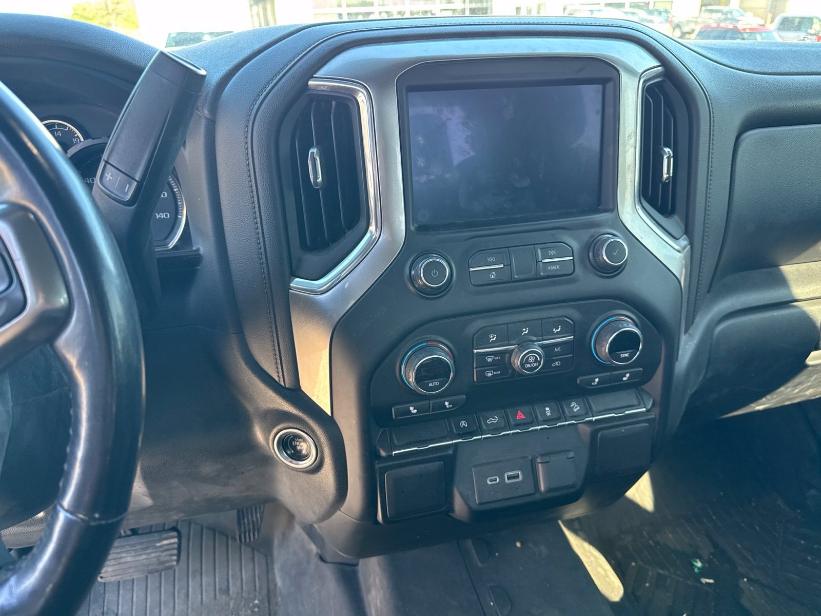Used 2020 Chevrolet Silverado 1500 RST AWD/4WD image 11