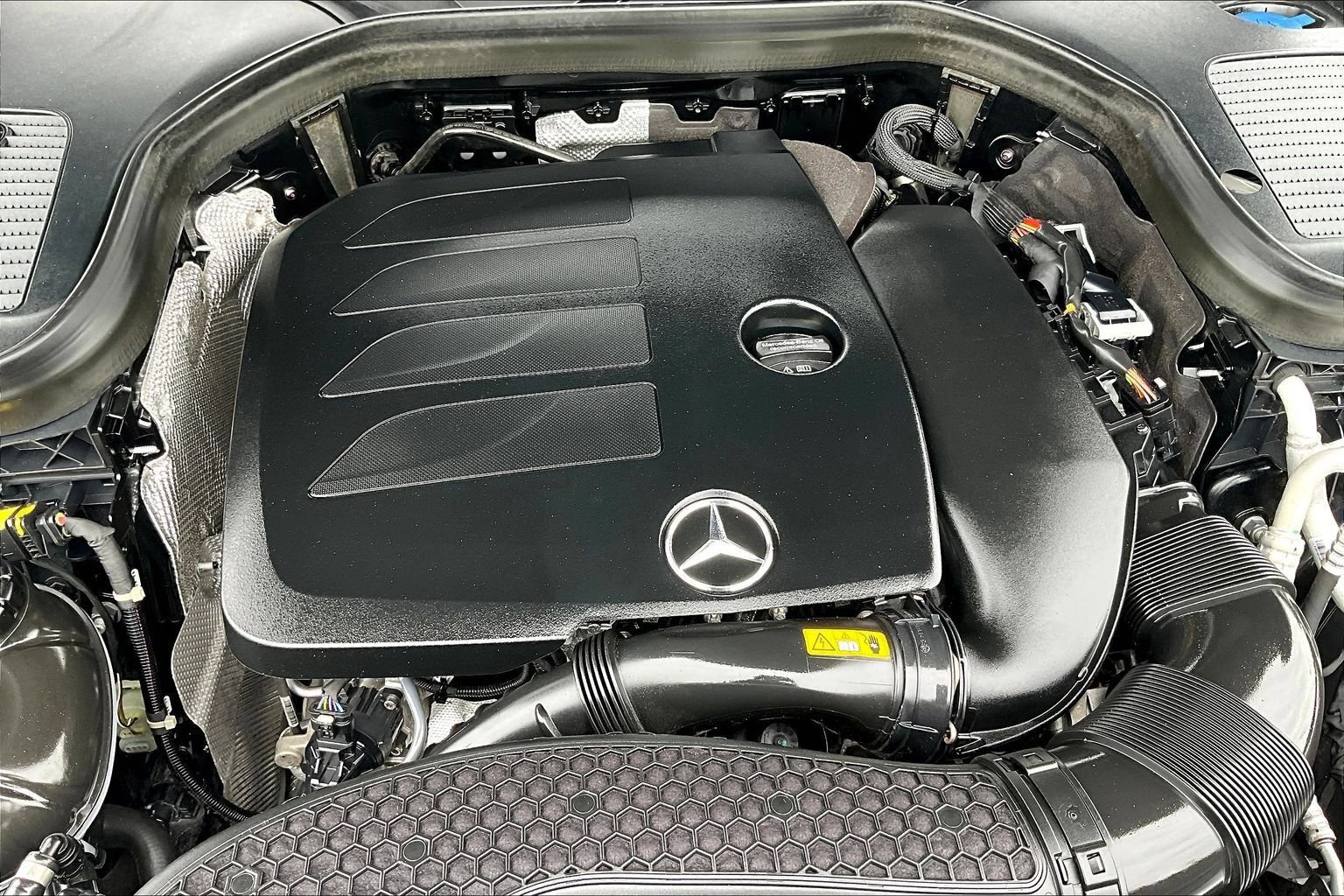 Used 2022 Mercedes-Benz GLC 300 w/ Premium Package Lite image 29