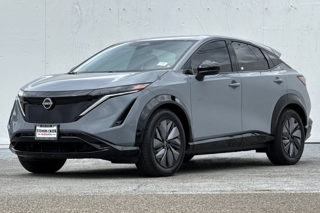 Used 2024 Nissan Ariya AWD image 7