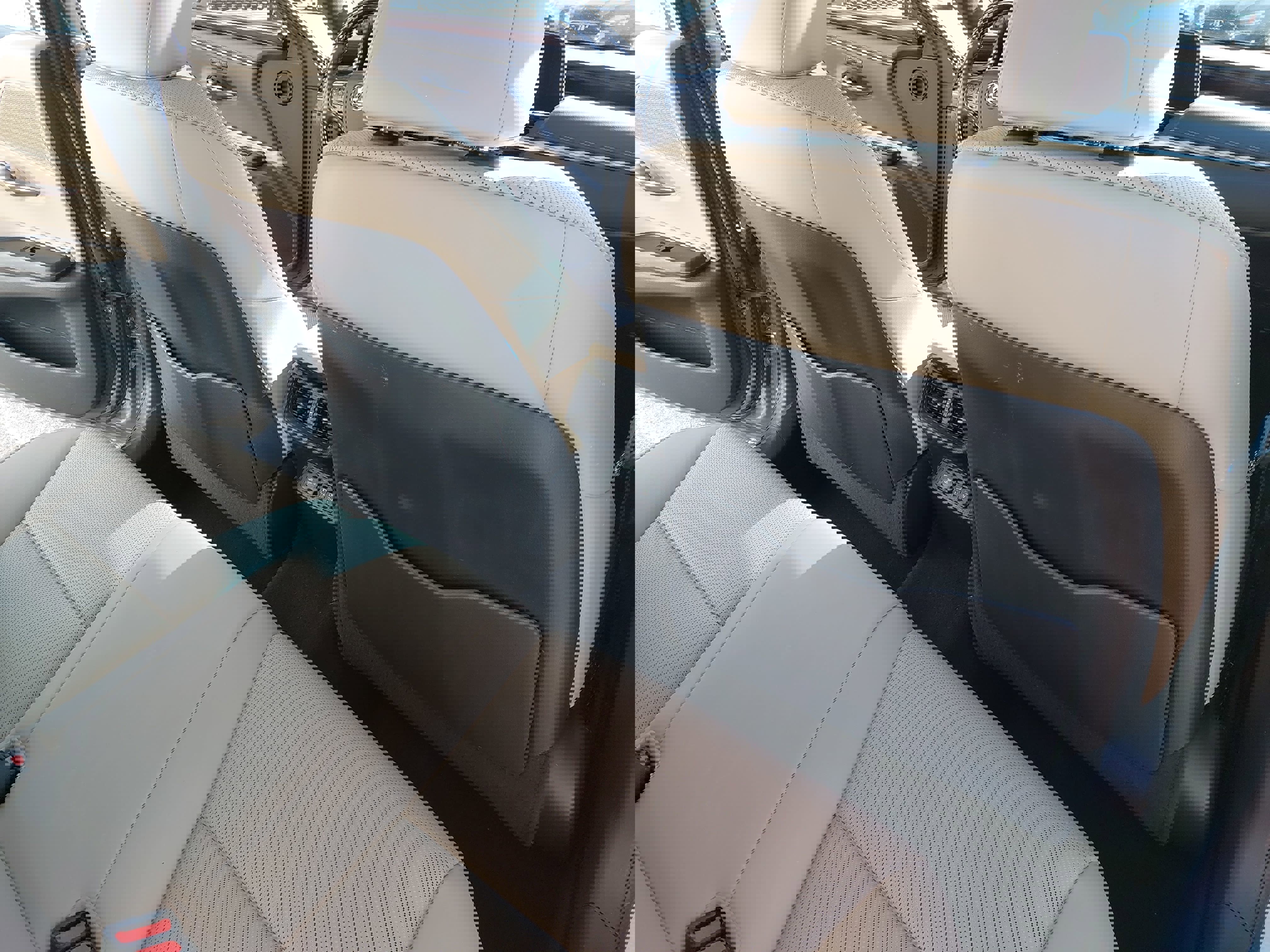 Used 2020 Lexus ES 350 w/ Premium Package image 12