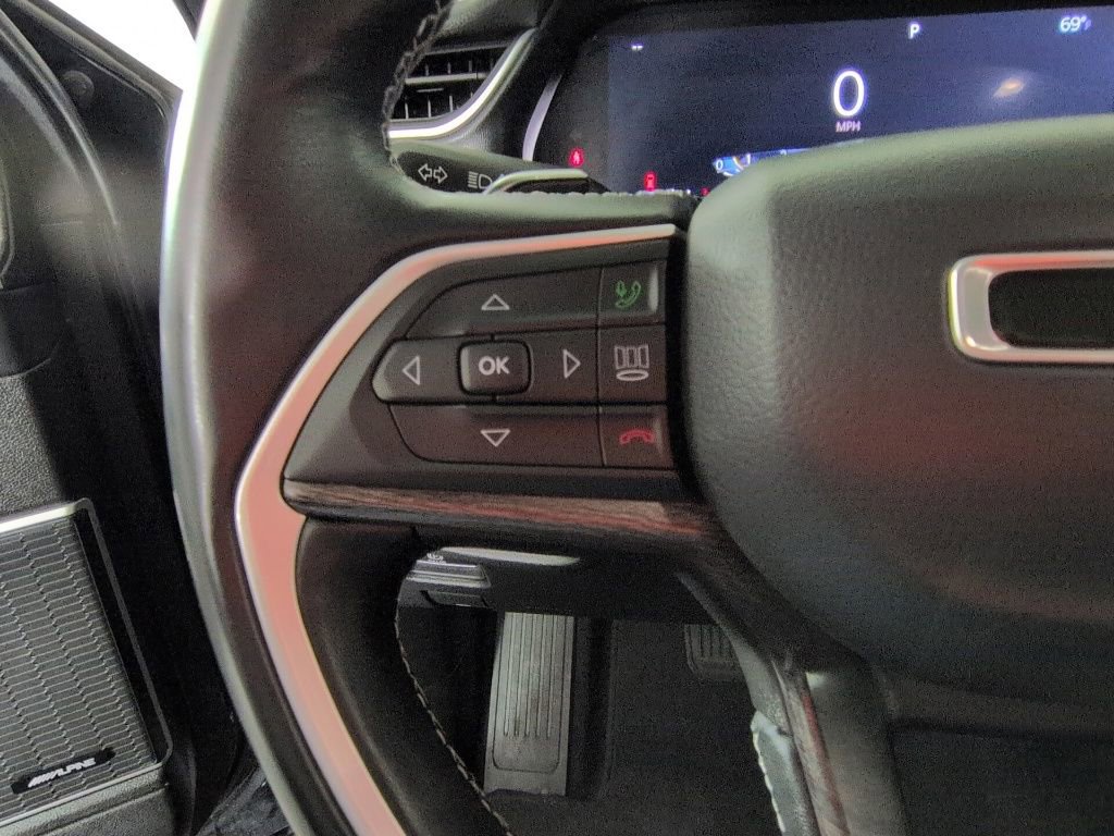 Used 2021 Jeep Grand Cherokee L Limited AWD/4WD image 24