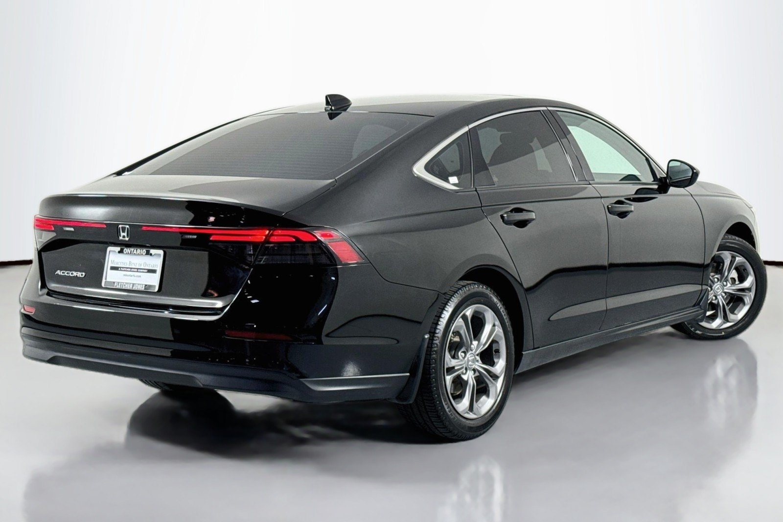 Used 2024 Honda Accord EX image 12