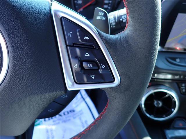 Used 2018 Chevrolet Camaro ZL1 RWD image 15