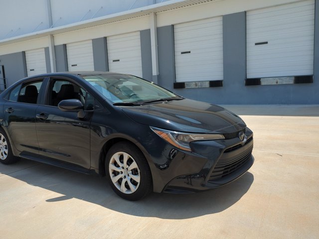 Certified 2024 Toyota Corolla LE FWD image 3