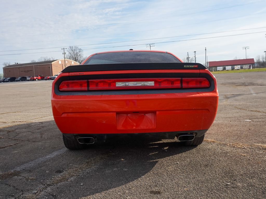 Used 2009 Dodge Challenger SRT8 w/ SRT Option Group II image 5