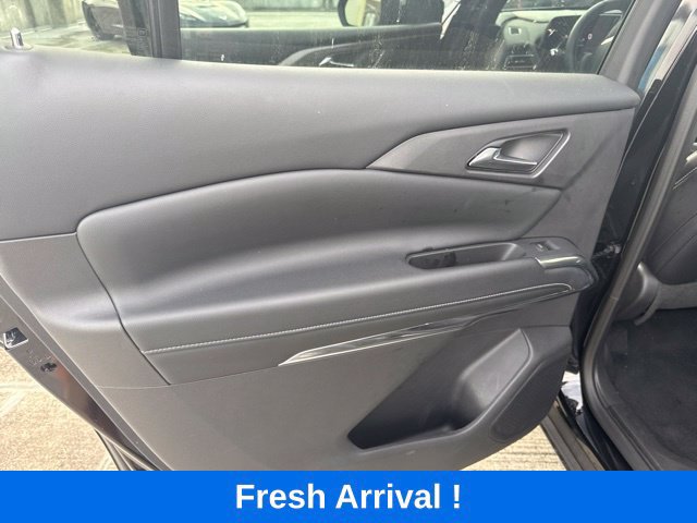 Used 2026 Chevrolet Traverse LT FWD image 13