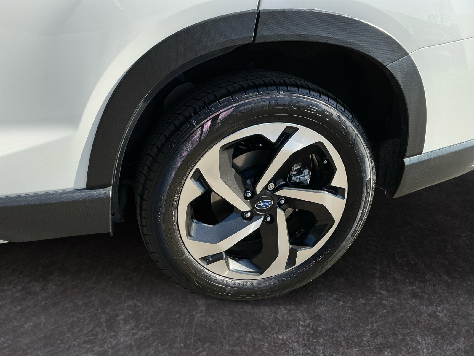 Used 2022 Subaru Forester Touring w/ Popular Package #2 AWD/4WD image 9