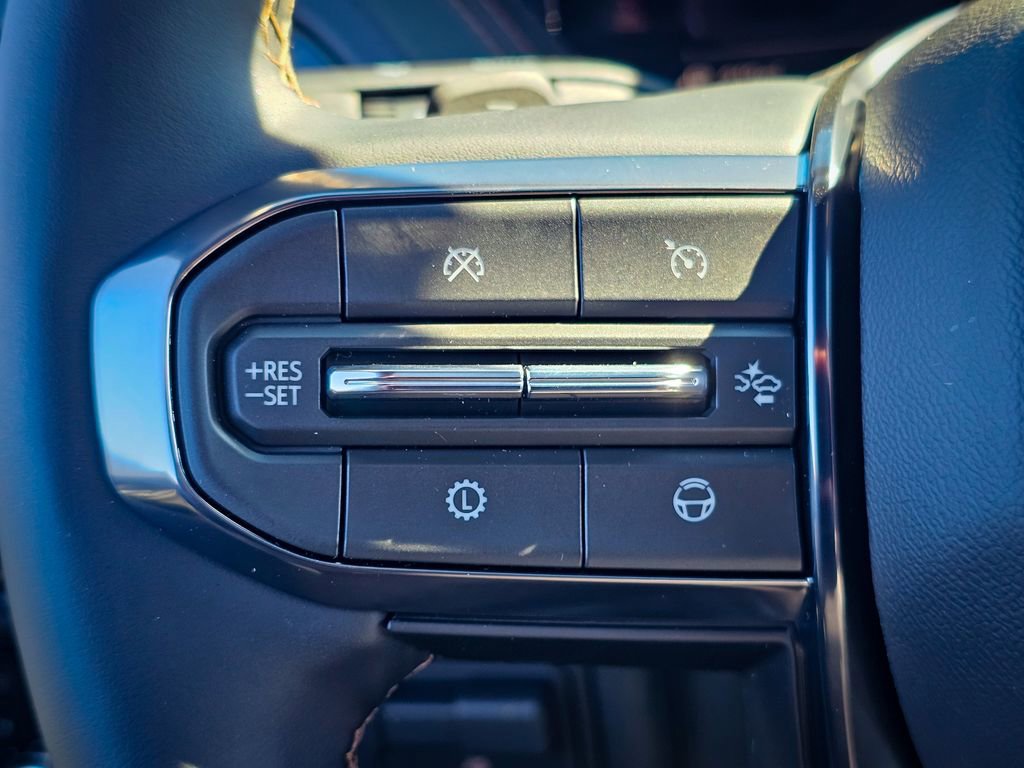 New 2026 GMC Yukon AT4 w/ AT4 Premium Plus Package image 22