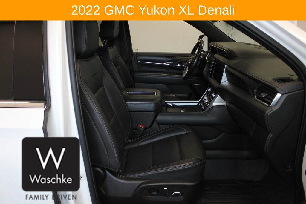 Used 2022 GMC Yukon XL Denali w/ Denali Premium Package AWD/4WD image 27