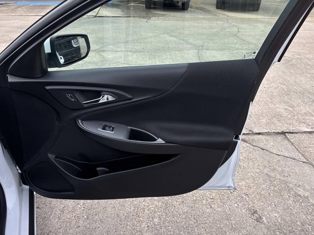 Used 2024 Chevrolet Malibu LT image 30