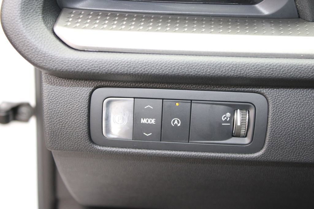 New 2026 Chevrolet Traverse LT w/ Sun and Wheel Package image 33