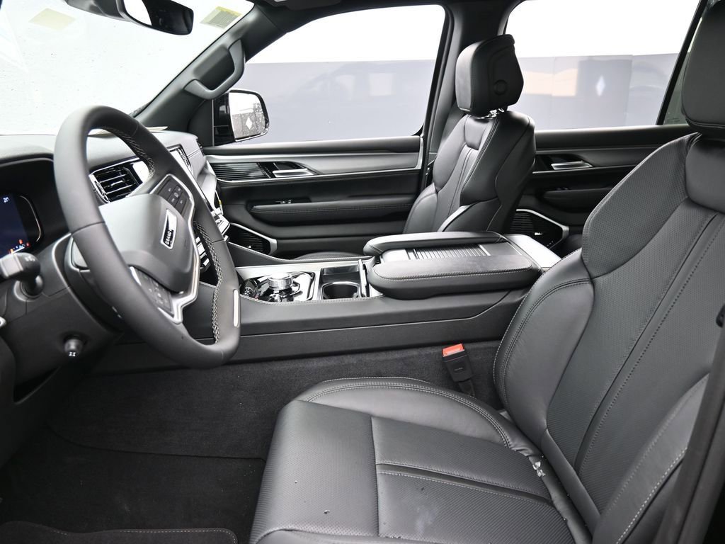 New 2026 Jeep Grand Wagoneer L Limited image 10