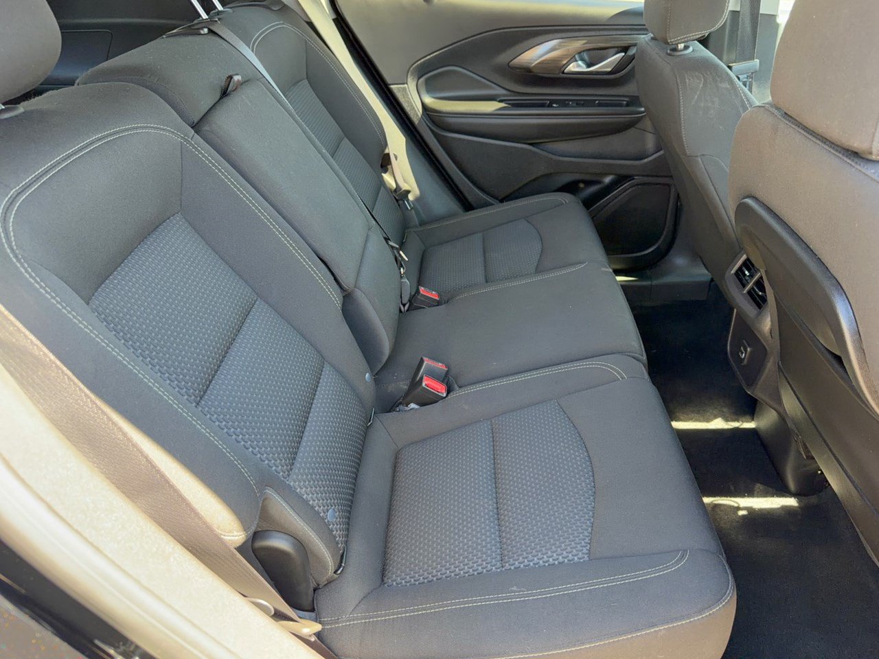 Used 2024 GMC Terrain SLE FWD image 29
