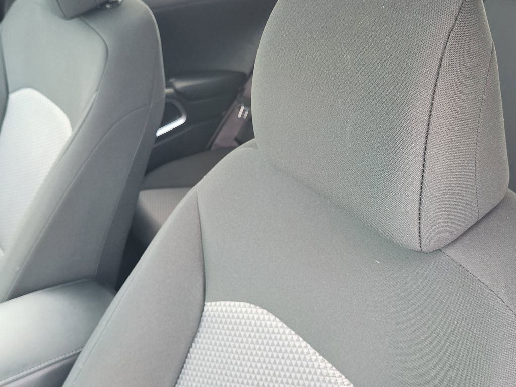 Certified 2025 Kia Soul LX FWD image 22