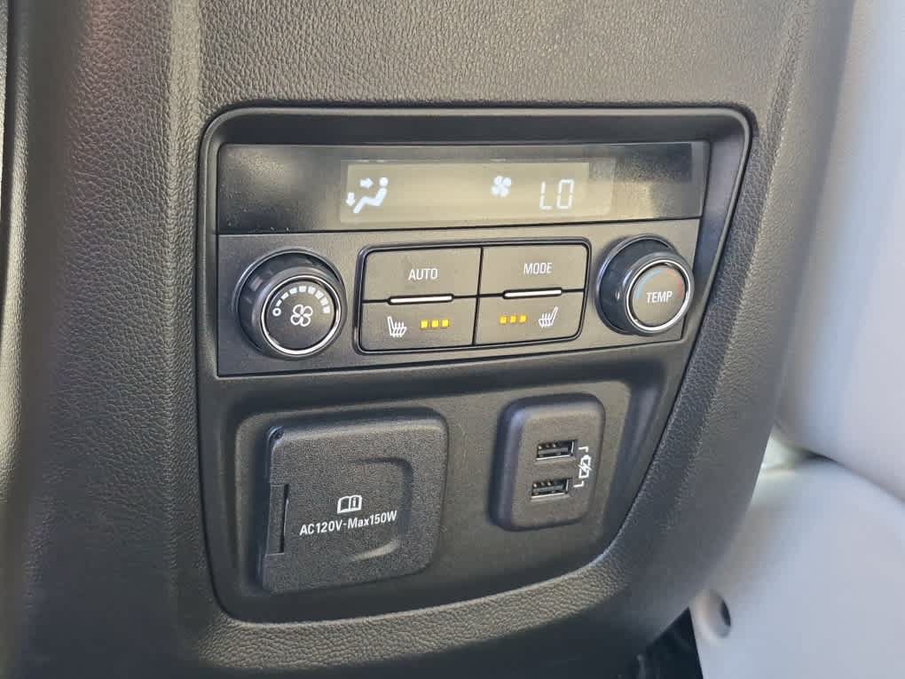 Used 2023 Buick Enclave Avenir w/ Avenir Technology Package AWD/4WD image 11