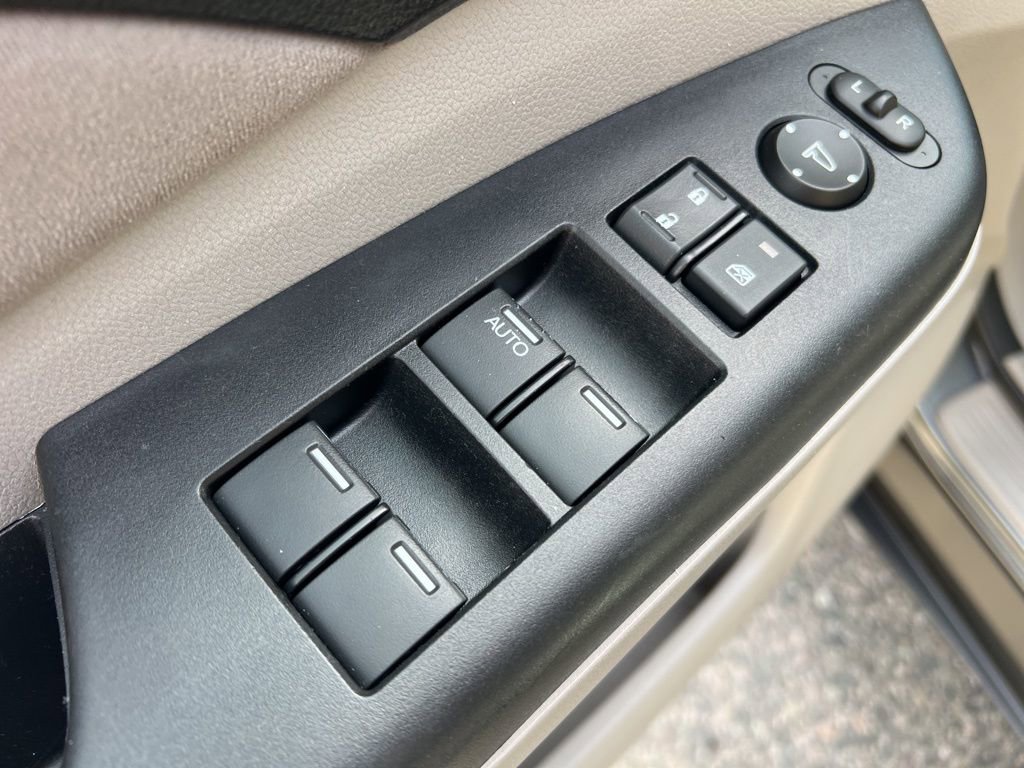 Used 2014 Honda CR-V EX image 12