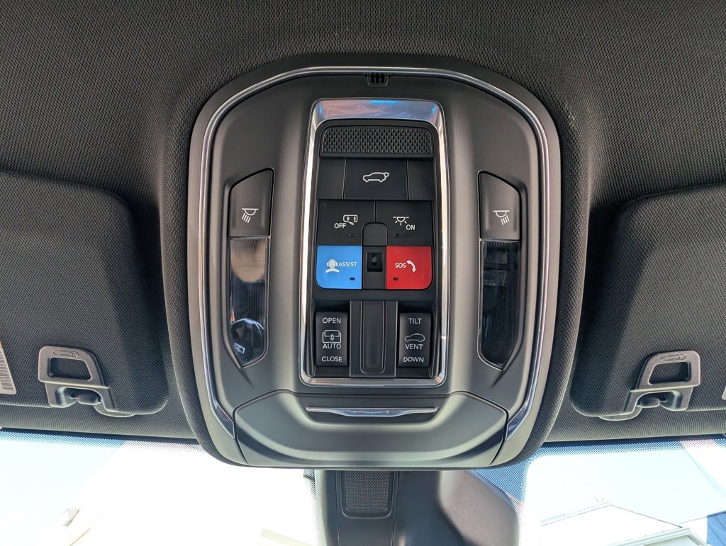 New 2025 Jeep Grand Cherokee L Altitude image 33