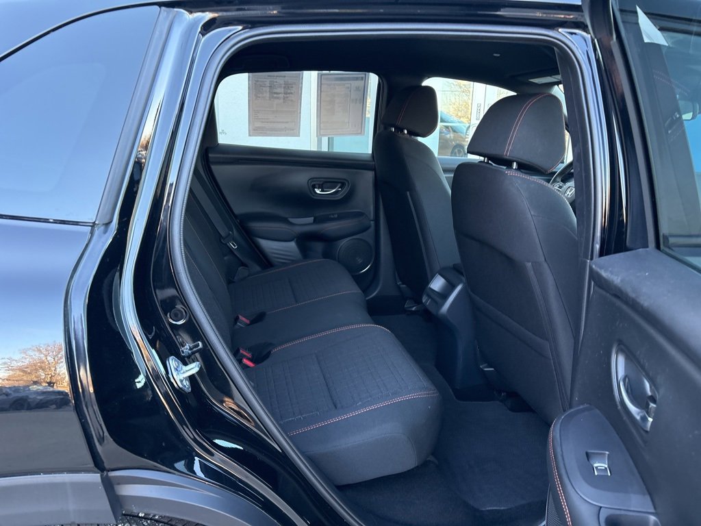 Used 2025 Honda HR-V Sport image 25