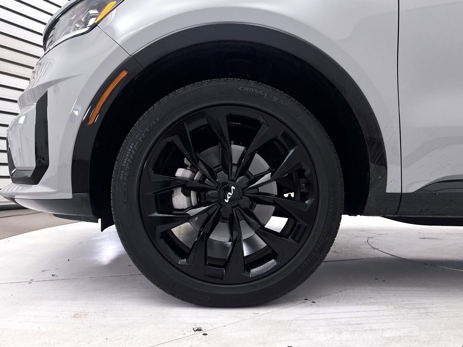 Used 2023 Kia Sorento SX AWD/4WD image 18