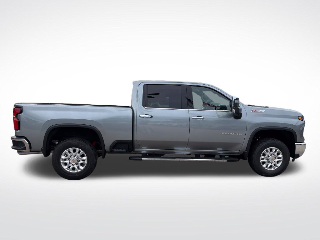 New 2026 Chevrolet Silverado 2500 LTZ w/ LTZ Plus Package AWD/4WD image 7