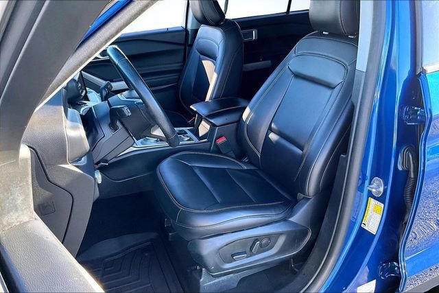 Used 2023 Ford Explorer XLT w/ Equipment Group 202A image 20