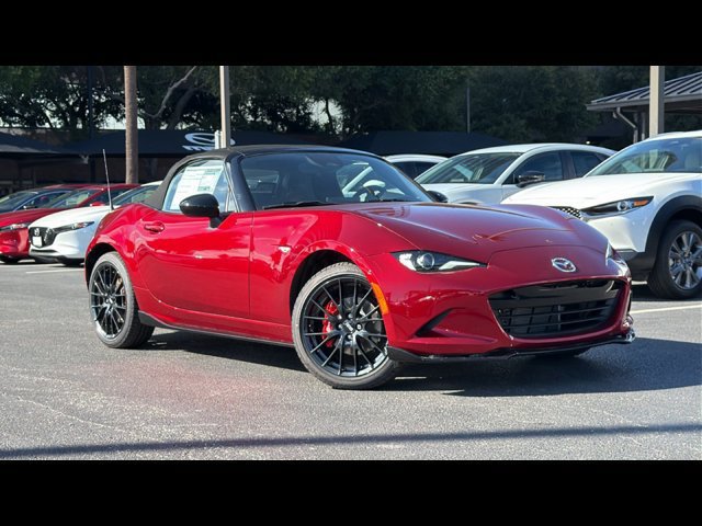 New 2026 MAZDA MX-5 Miata Club w/ Interior Package RWD image 2