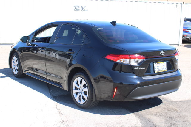 Used 2023 Toyota Corolla LE w/ Carpet Mat Package (TMS) FWD image 6