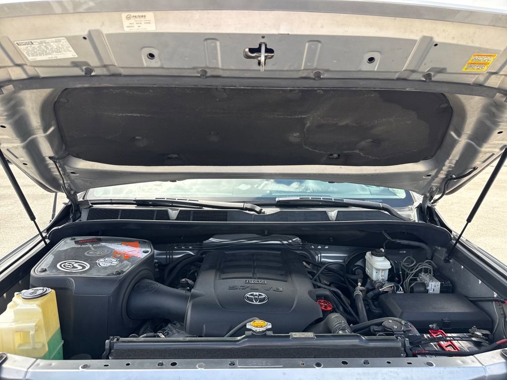 Used 2015 Toyota Tundra SR5 w/ SR5 Upgrade Package image 29