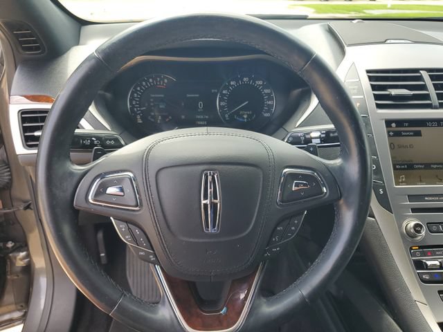 Used 2019 Lincoln MKZ Reserve AWD/4WD image 17