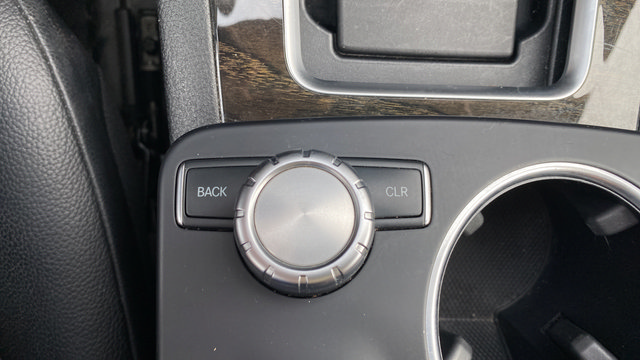 Used 2015 Mercedes-Benz GLK 350 2WD image 20