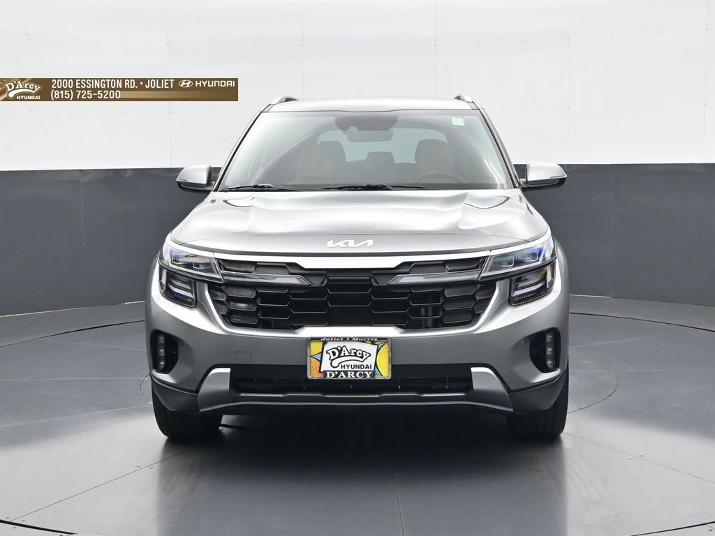 Used 2024 Kia Seltos SX AWD/4WD image 2