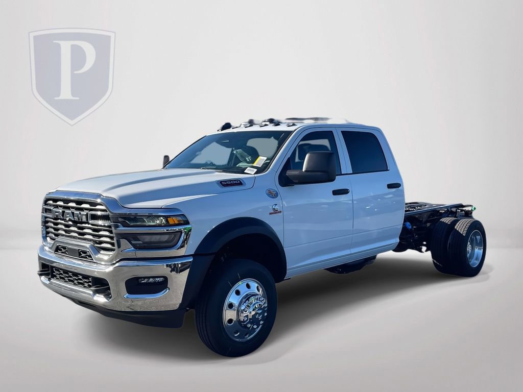 New 2026 RAM 4500 Tradesman w/ Chrome Appearance Group AWD/4WD image 4