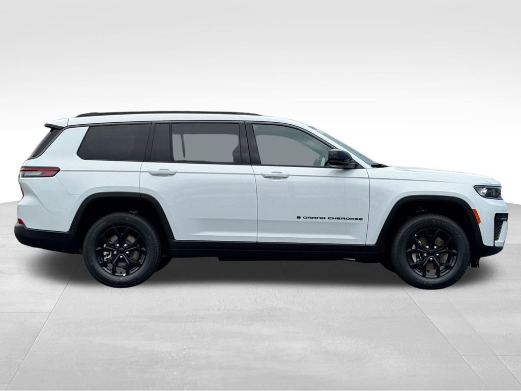 New 2026 Jeep Grand Cherokee L 4WD image 8