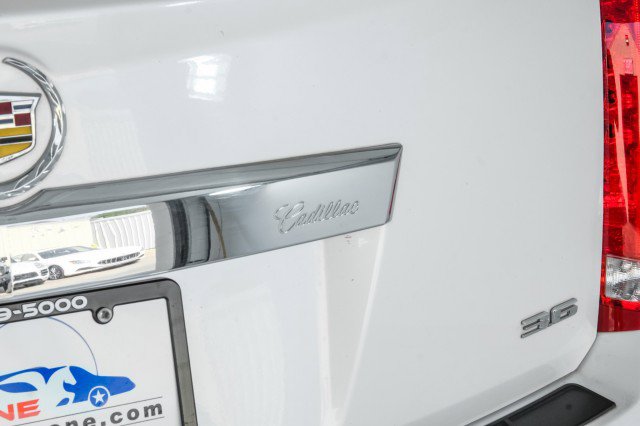 Used 2014 Cadillac SRX Luxury w/ Driver Awareness Package image 59