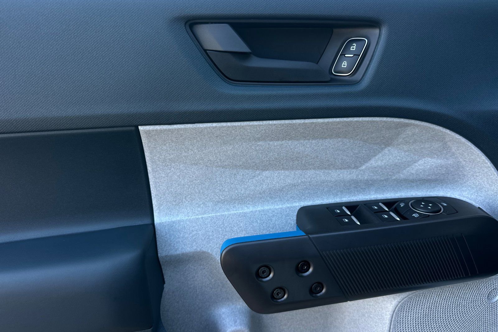 New 2025 Ford Maverick XLT w/ XLT Luxury Package image 10
