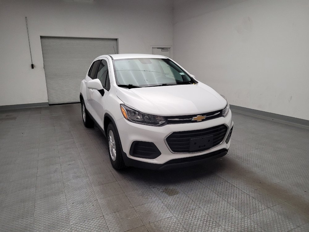 Used 2020 Chevrolet Trax LS w/ Tint and Cruise Package FWD image 14