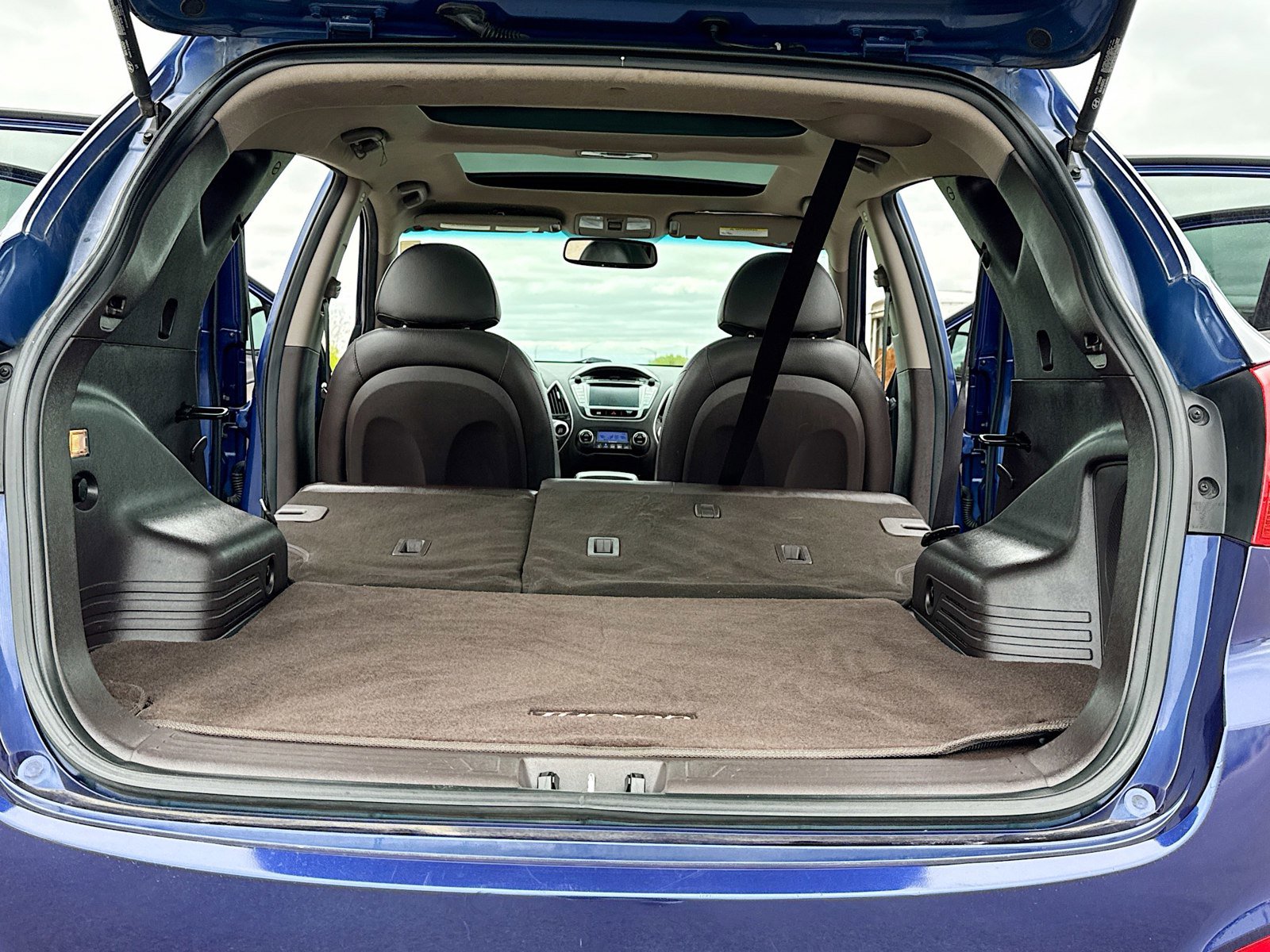 Used 2013 Hyundai Tucson Limited w/ Premium Pkg AWD/4WD image 7