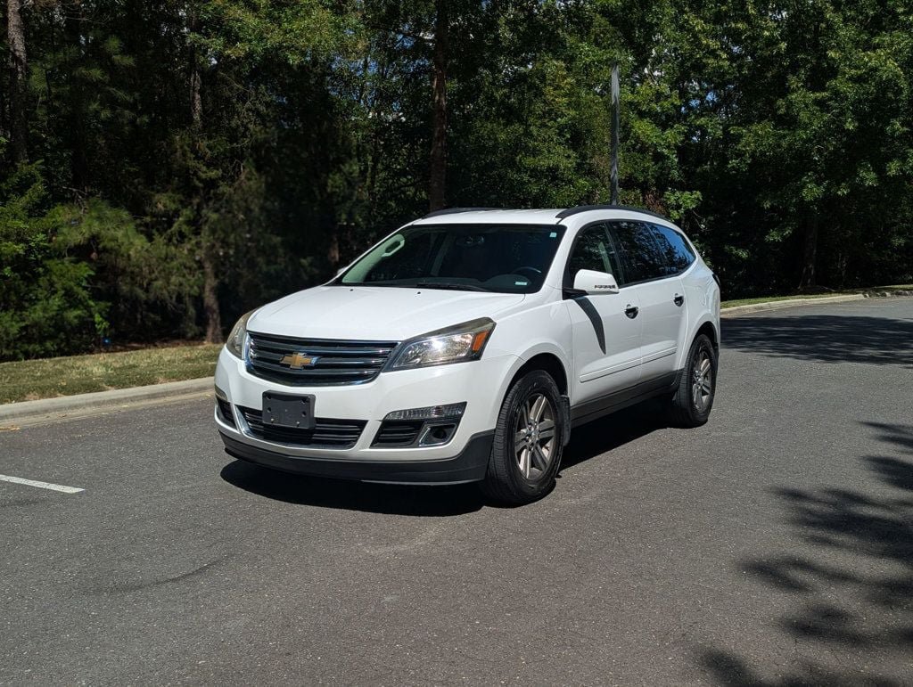Used 2017 Chevrolet Traverse LT