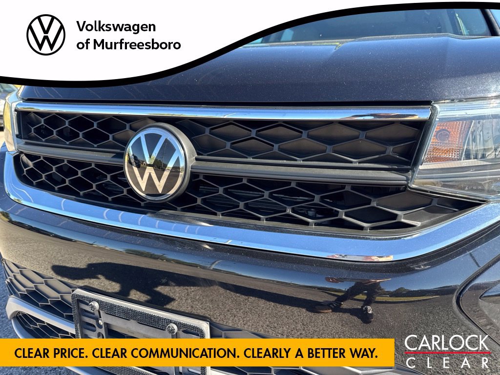 Certified 2023 Volkswagen Taos SE w/ Panoramic Sunroof Package FWD image 12