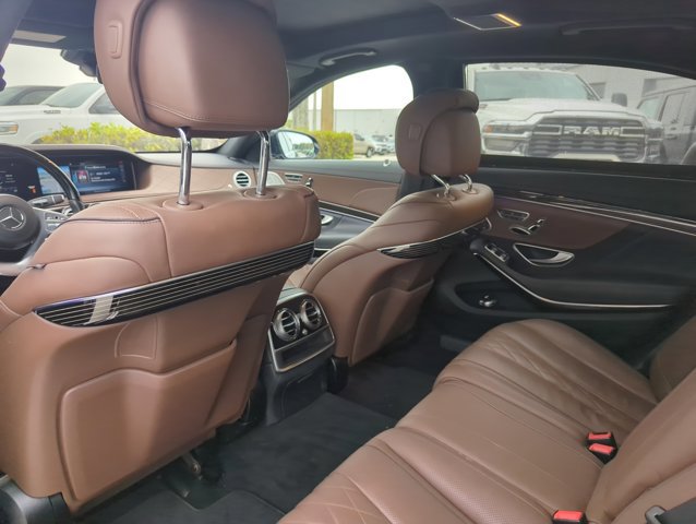 Used 2018 Mercedes-Benz S 560 4MATIC Sedan image 15