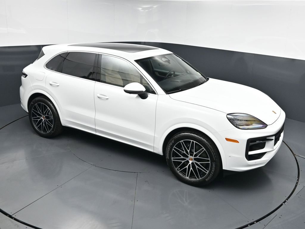New 2026 Porsche Cayenne AWD/4WD image 19