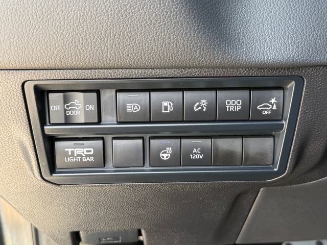 Used 2025 Toyota Tundra TRD Pro AWD/4WD image 23
