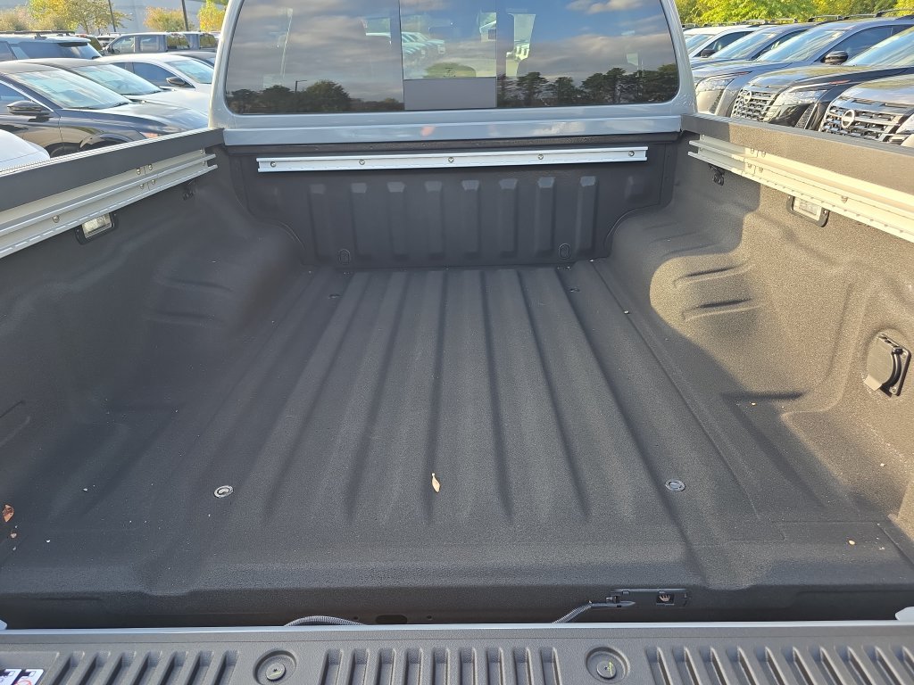 New 2027 Nissan Frontier PRO-4X AWD/4WD image 13