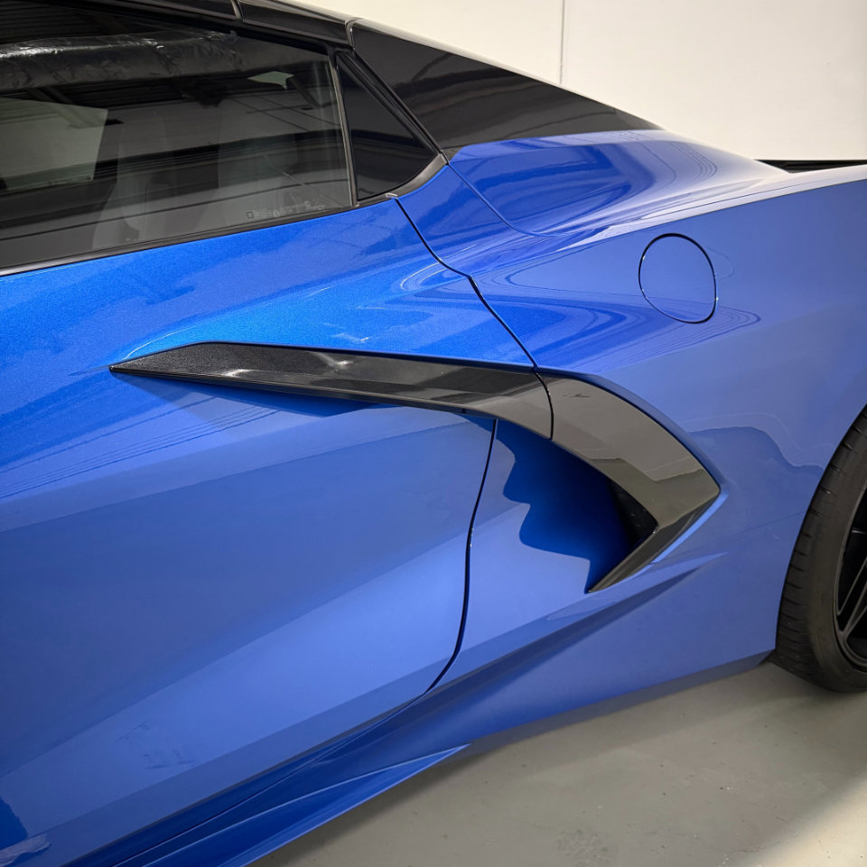 Used 2022 Chevrolet Corvette Stingray Preferred Conv w/ Z51 Performance Package RWD image 39