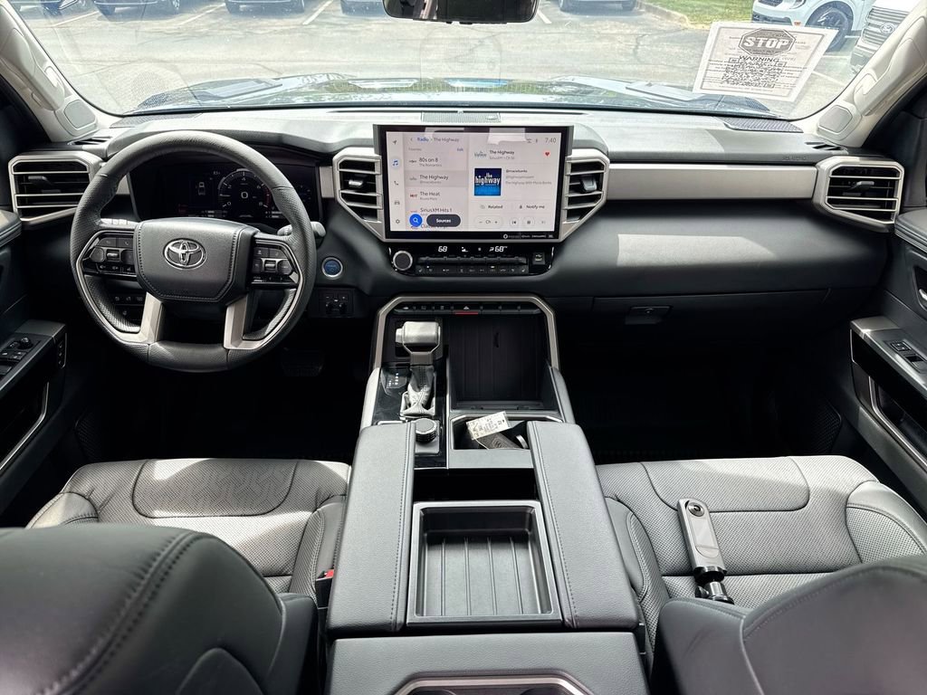 Used 2024 Toyota Tundra Limited AWD/4WD image 10